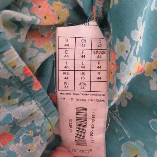 Cool summer 100% cotton turquoise top yellow/orange daisies. By PROMOD France. Size 38/14.As new