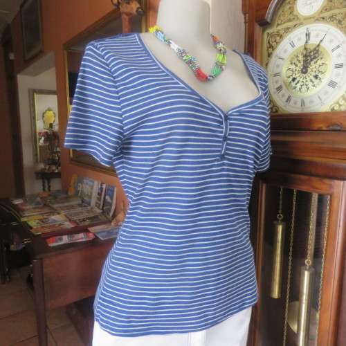 Casual navy/white horizontal striped capped sleeve top size 36/12. Lace decoration at back. As new