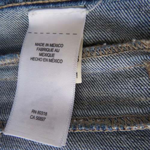 Top of the line skinny jeans by LUCKY BRAND size 38/14. Zips at leg bottoms. Polycotton stretch