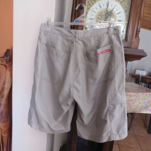 Men`s wheat colour light weight polyester shorts by RELAY size 34/87cm. Pockets galore. As new cond.