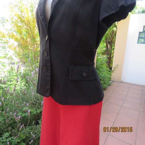Stunning very black capped sleeve fully lined jacket by INWEAR size 38. Braiding/pleats at back.