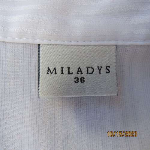 Smart white long sleeve polyester stretch top. Button down /open collar. Embossed stripes. Size 36.