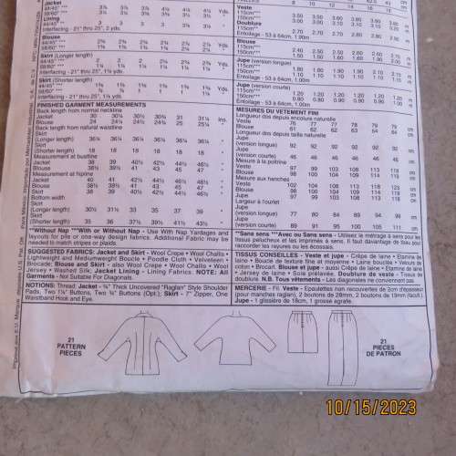 McCALL`S sewing pattern for skirt,top and jacket in sizes 32 to 42. As new condition 7871