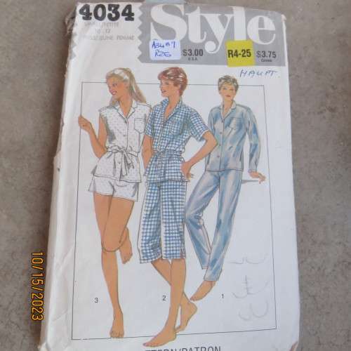 STYLE sewing pattern for ladies pajama set in size S M L. Good condition. 4034