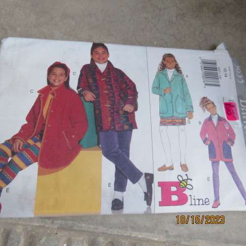 BUTTERICK sewing pattern for teens jacket/pants/skirt. Ages 7 to 14. Good condition.