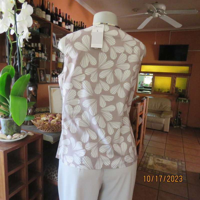 Fabulous embellished sleeveless top by BODEN UK. Size 36/12. White design on ecru. Never used.