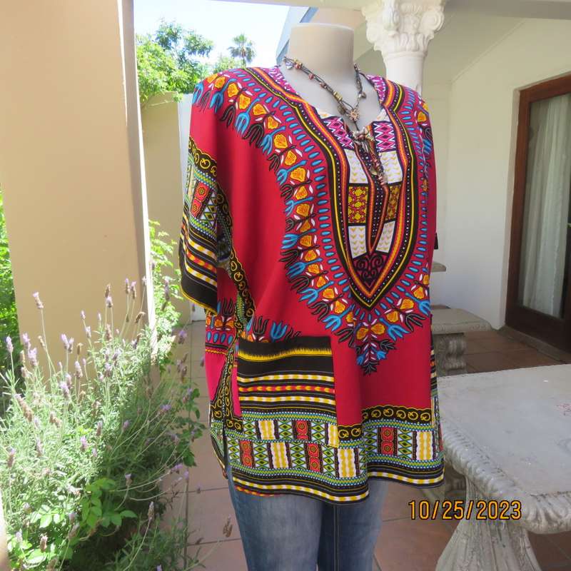 Ethnic slip over short cut-on sleeve top in maroon/stunning designs. Polycotton.Size 40 to 42.As new