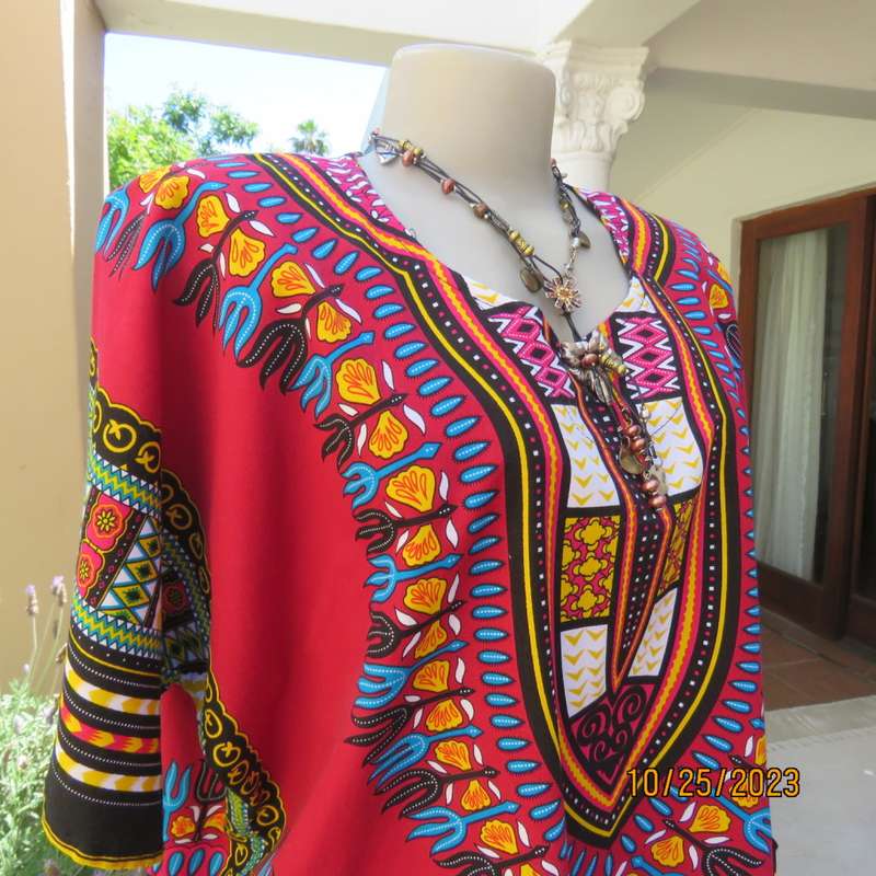 Ethnic slip over short cut-on sleeve top in maroon/stunning designs. Polycotton.Size 40 to 42.As new