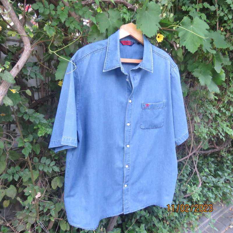 SUPERSPORT Men`s blue denim short sleeve size XXL shirt in 100% cotton. One pocket. As new