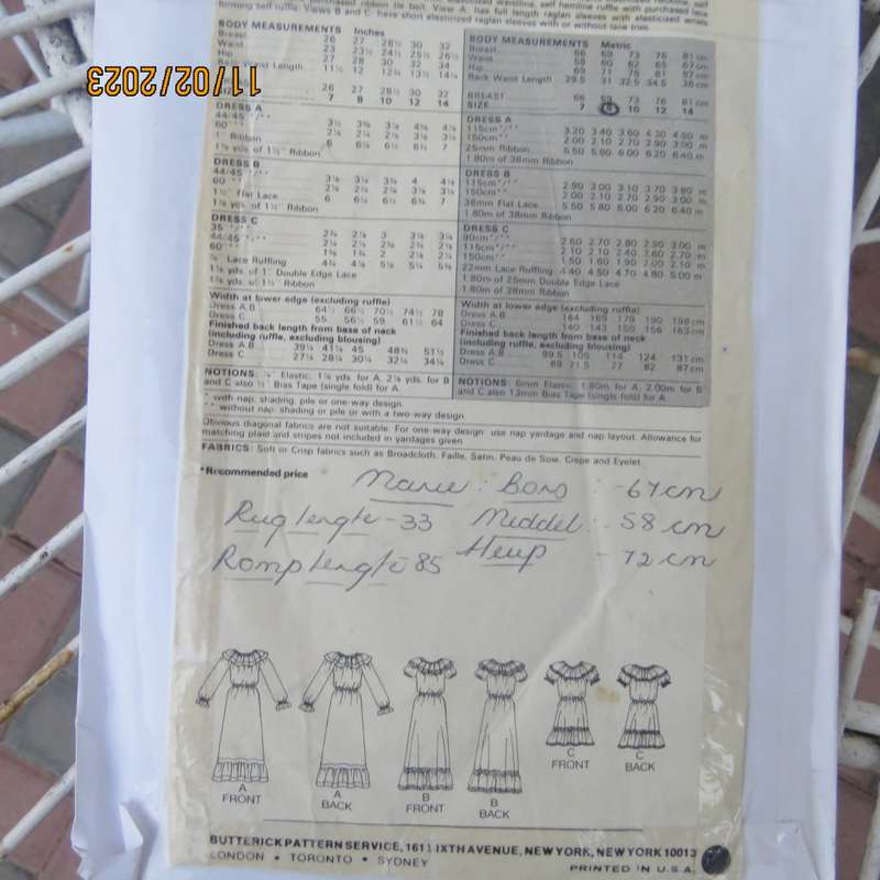 Butterick sewing pattern for girl`s communion and flower girl dress. 3118. Size 26 to 32. Good cond