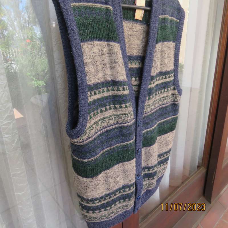 Handsome Men`s acrylic knit fair aisle waistcoat. Blue/green/grey. 5 button closure. Size M by WOOLW