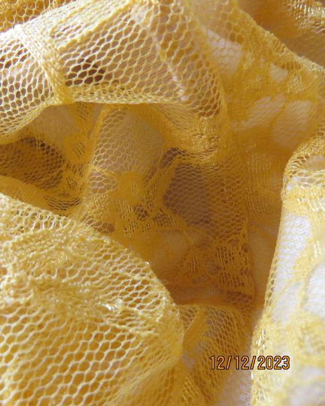 Luxury romantic canary yellow/glitter acrylic lace mini lined dress. Size 32/8 by DRAMAQUEEN. New