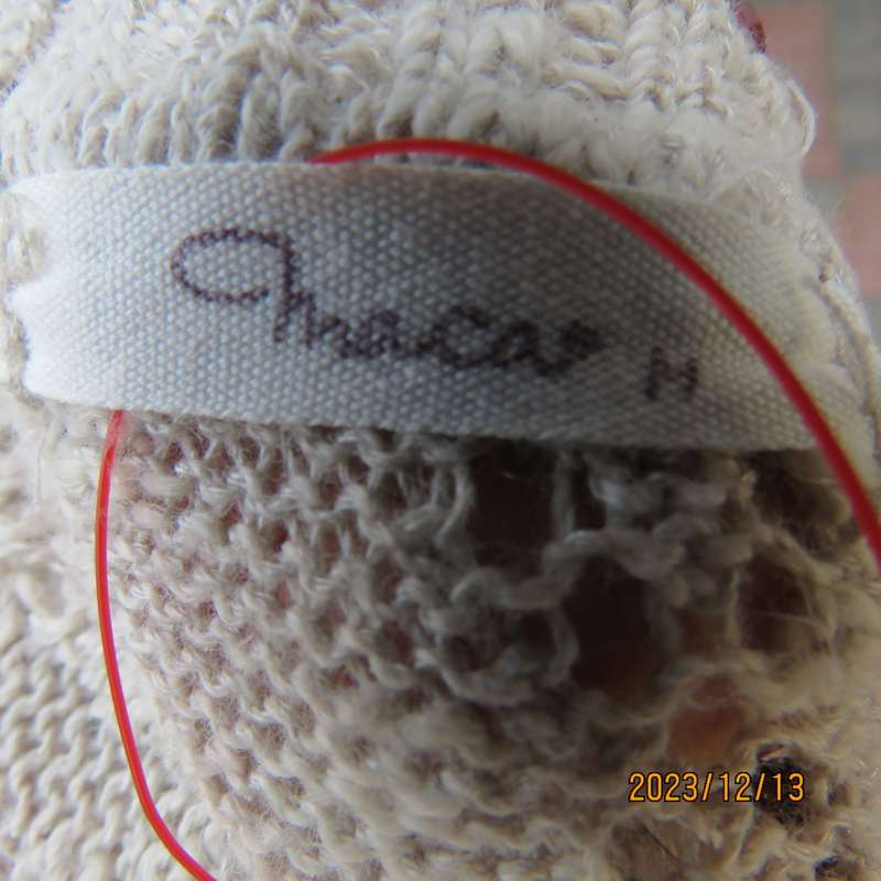 Stunning ecru colour cotton/acrylic/mohair lace knitted capped sleeve top by MACA. Size 36/38.As new