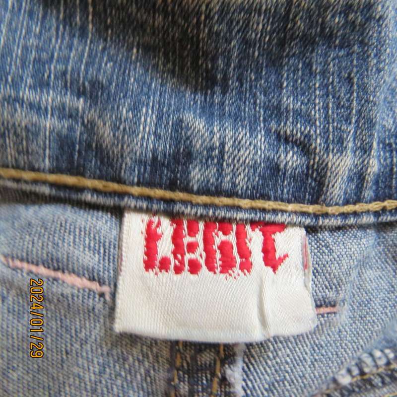 Relaxed and casual style blue denim ankle length polycotton stretch jeans by LEGIT size 36