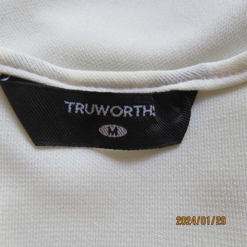 TRUWORHS size 34 light cream scooped neckline sleeveless top in stretch polyester.