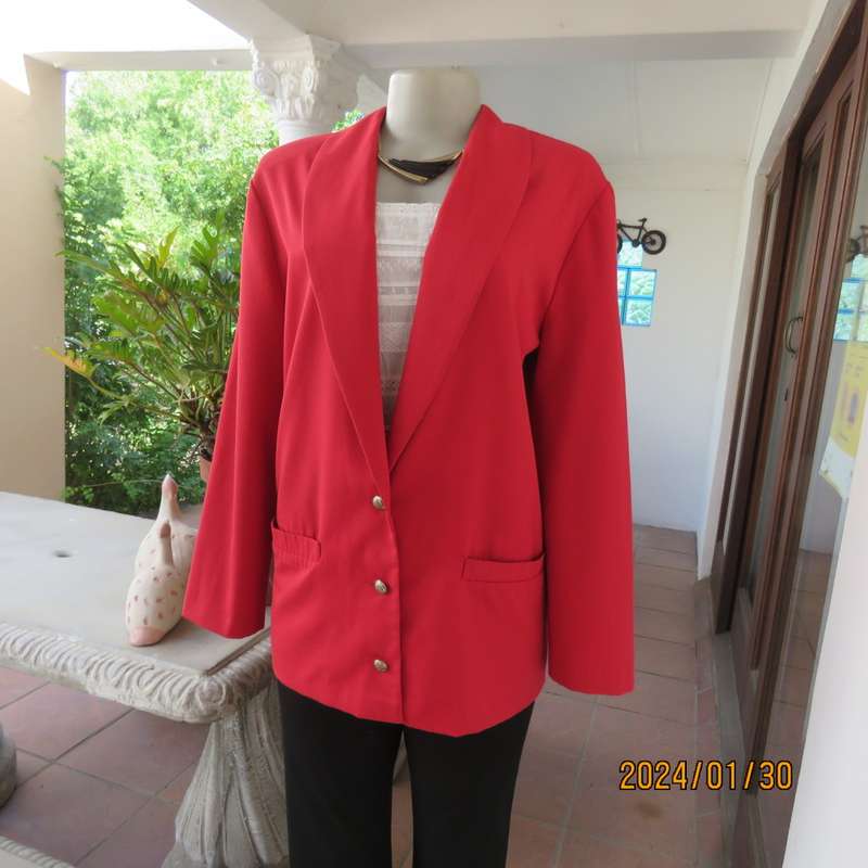 Get noticed in this carmine red long sleeve 3 button jacket with shawl collar.Size 38 to 40. As new
