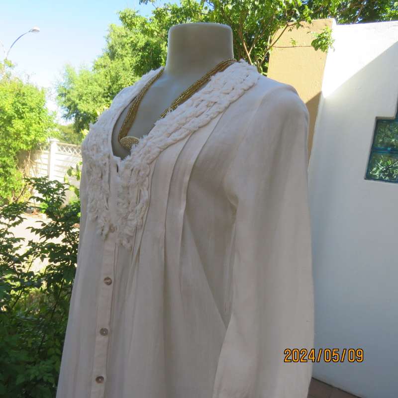 Amazing natural colour long cotton V neck button down top by PASTEL MA`AM size 34. New cond