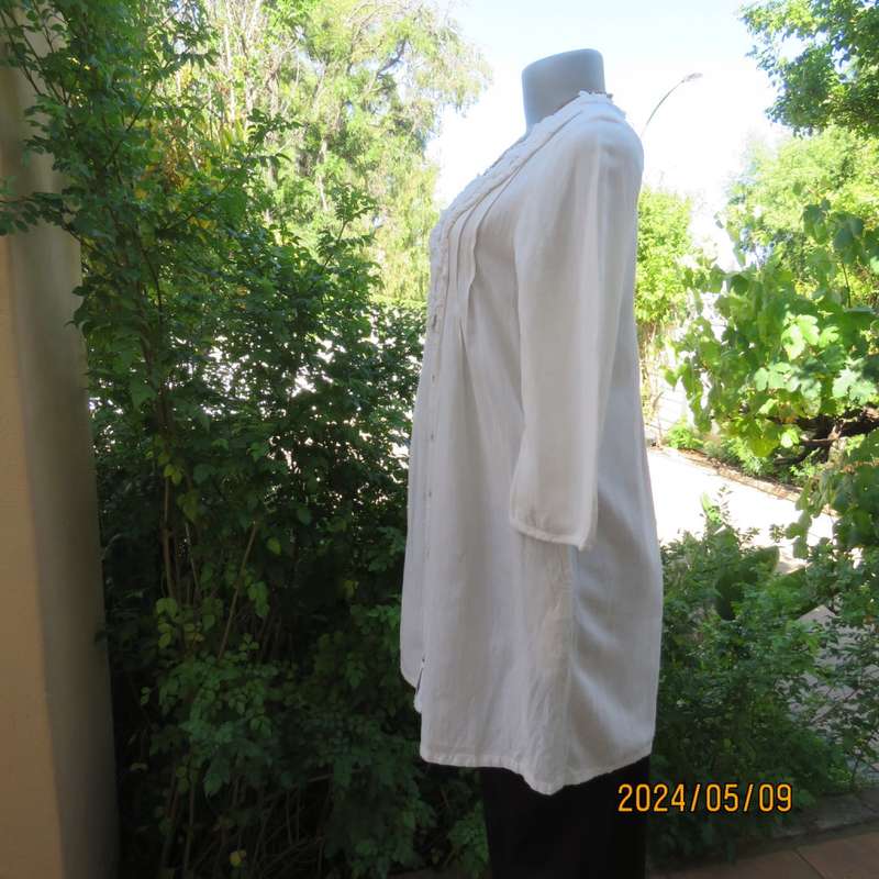 Amazing natural colour long cotton V neck button down top by PASTEL MA`AM size 34. New cond