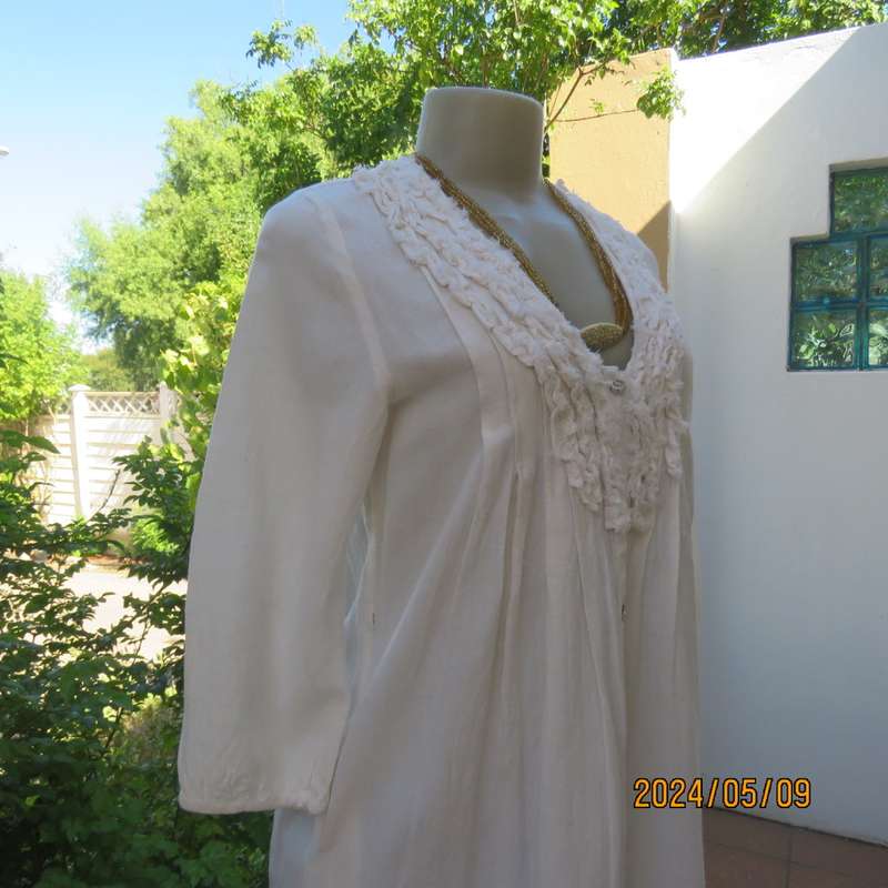 Amazing natural colour long cotton V neck button down top by PASTEL MA`AM size 34. New cond