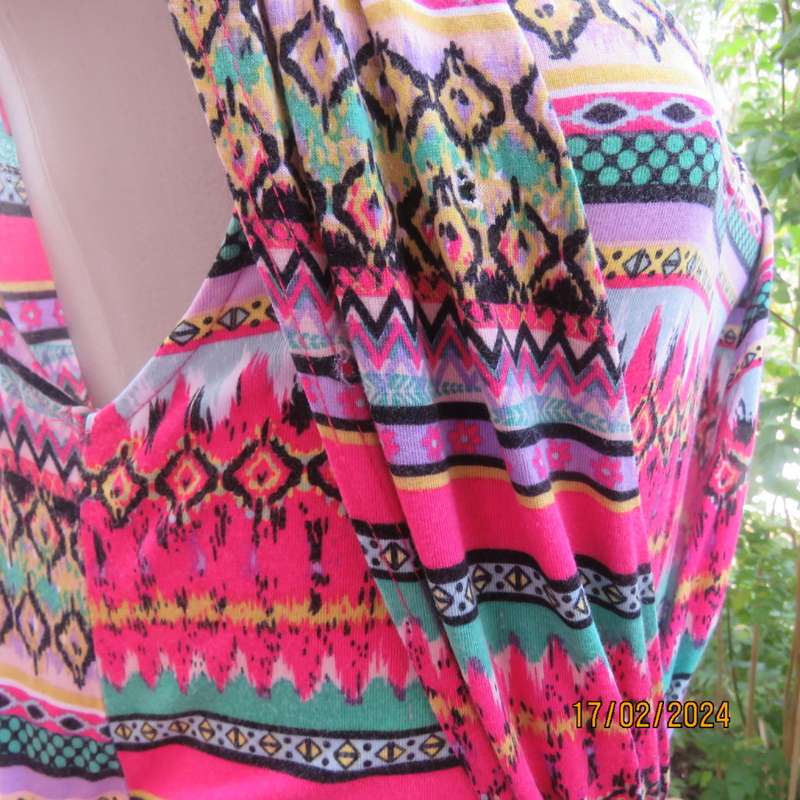Cheerful horizontal pattern striped ankle length sleeveless dress. Elasticated waist.Size 37/13.