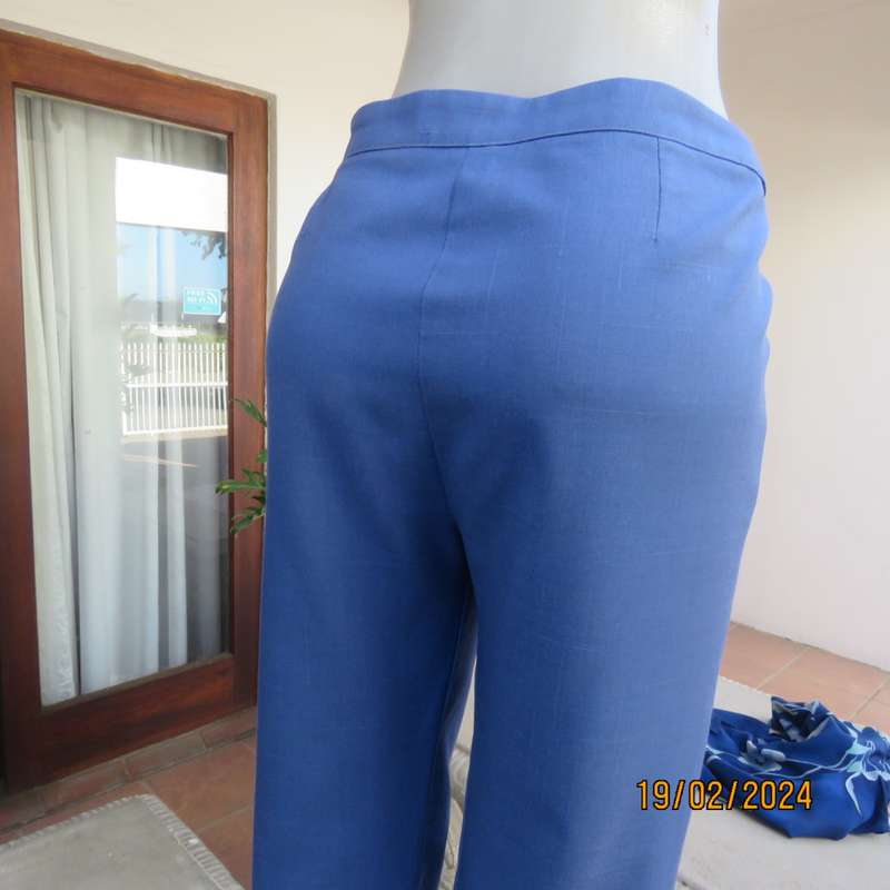 High quality Boutique made cobalt blue dress pants with tapered legs. Size 37. Linen look. As new