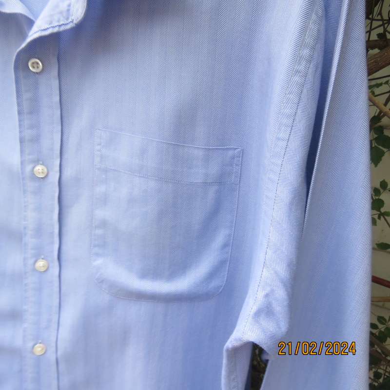 Men`s CUTTER & BUCK long sleeve 100% cotton dress shirt. From USA. Size XL. Brand new cond.