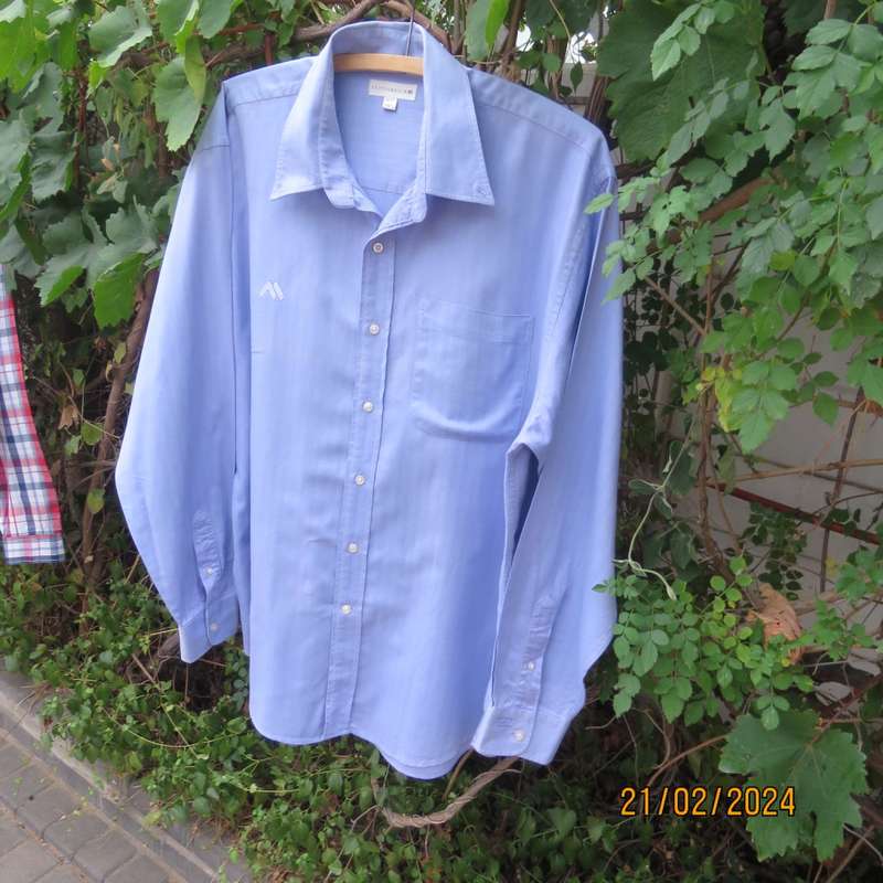 Men`s CUTTER & BUCK long sleeve 100% cotton dress shirt. From USA. Size XL. Brand new cond.