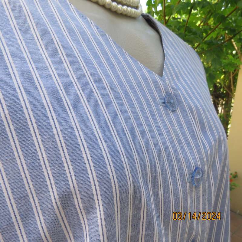 Comfy loose blue/white vertical striped button down polycotton top. V neckline. By LYNETTE size 42.