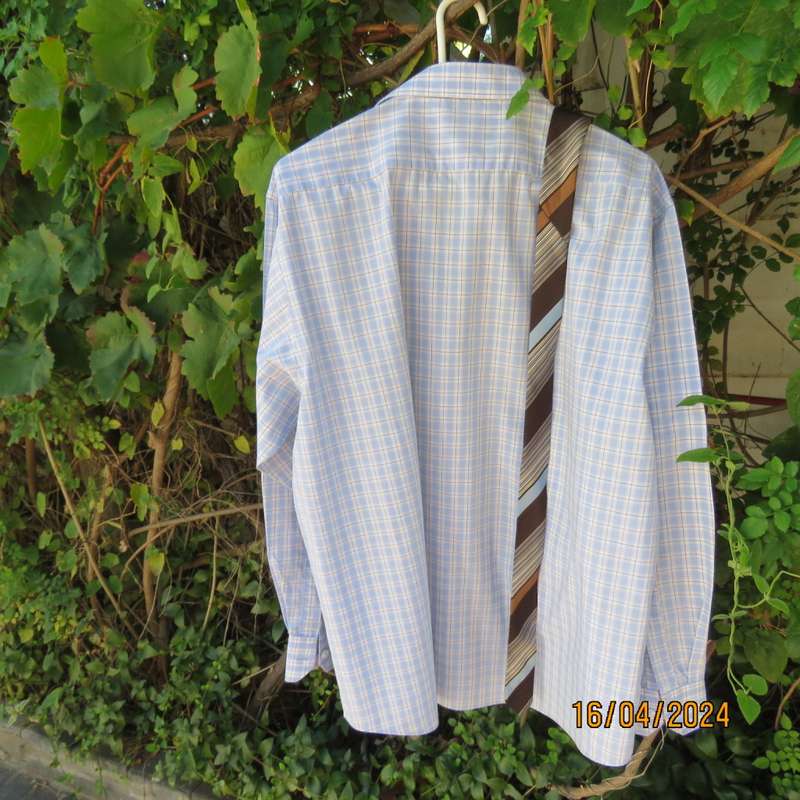 Handsome light blue/white check/blue/brown lines size XXL men`s WOOLWORTHS polycotton shirt.As new
