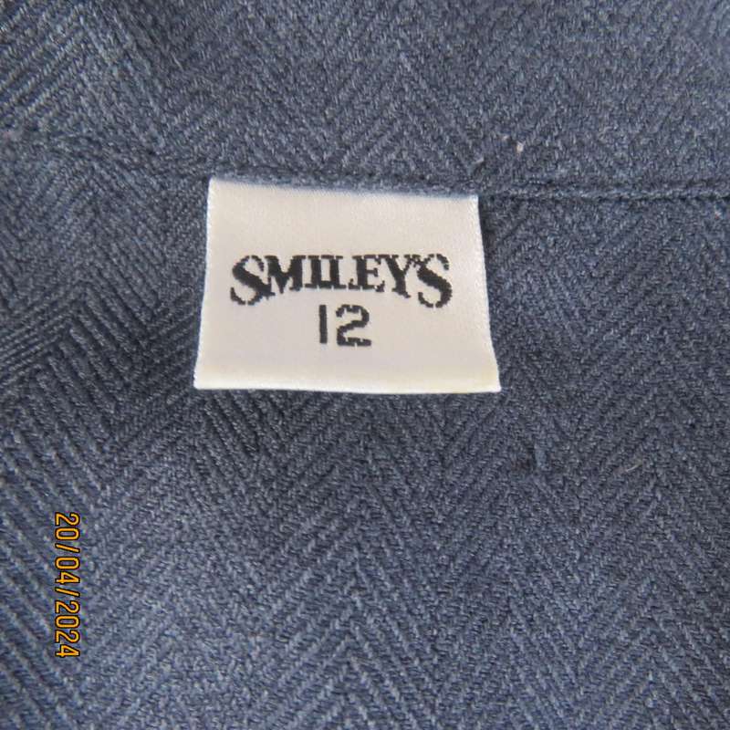 Elegant tailored steel blue/stripe pattern long sleeve jacket. By SMILEYS. Size 36. Brand new cond.