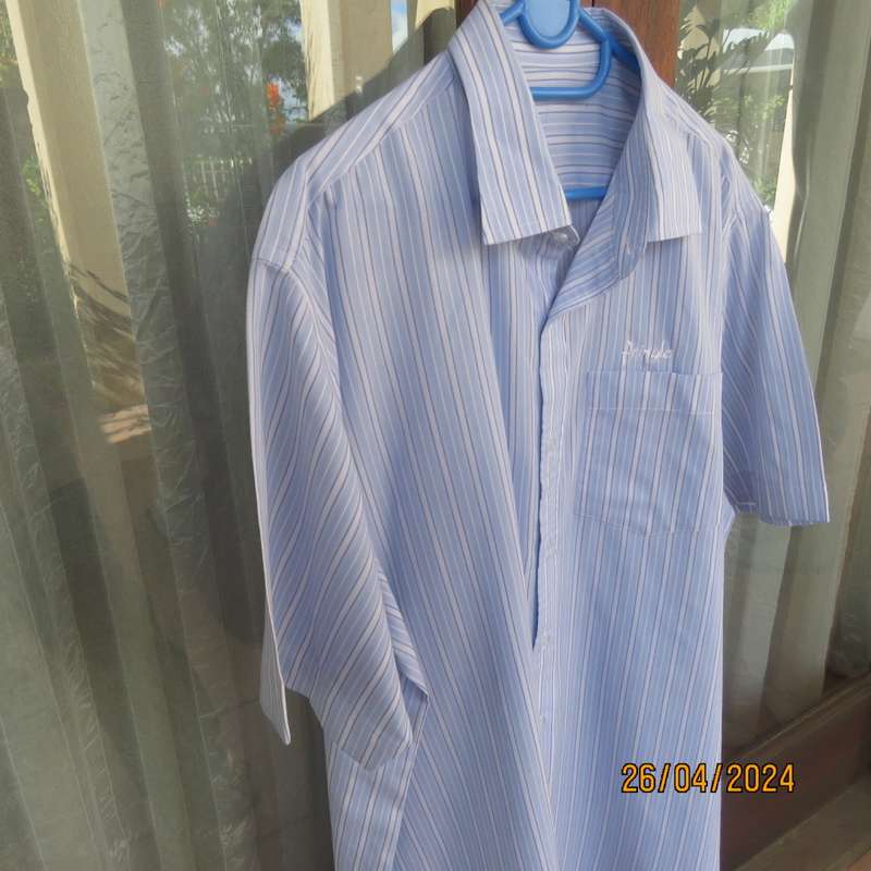 Classic short sleeve polycotton PRINGLE shirt in blue/white stripes. Size 4XL. One pocket. As new