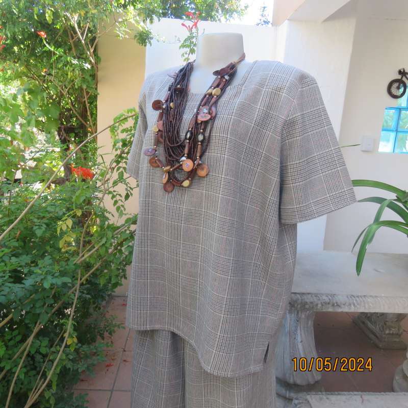 Tartan cream/brown/blue check culotte pantskirt and short sleeve box style top. 44/20.Owner made
