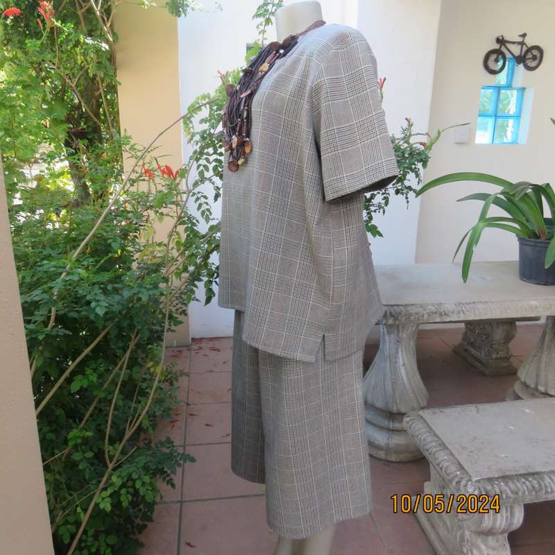 Tartan cream/brown/blue check culotte pantskirt and short sleeve box style top. 44/20.Owner made