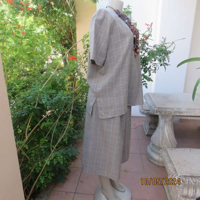 Tartan cream/brown/blue check culotte pantskirt and short sleeve box style top. 44/20.Owner made