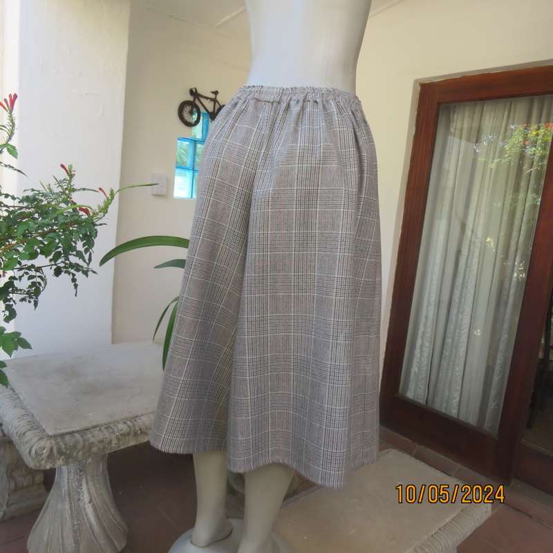 Tartan cream/brown/blue check culotte pantskirt and short sleeve box style top. 44/20.Owner made
