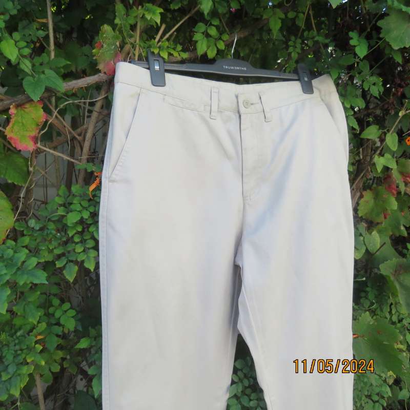 WOOLWORTHS pure cotton light beige Chino pants size 34. Inner leg 77cm. Pockets sides/back.As new