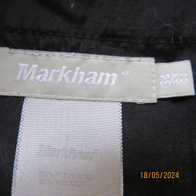 Smart black and white pinstripe pants size 34 by MARKHAM in polyester/viscose. Pockets B/F