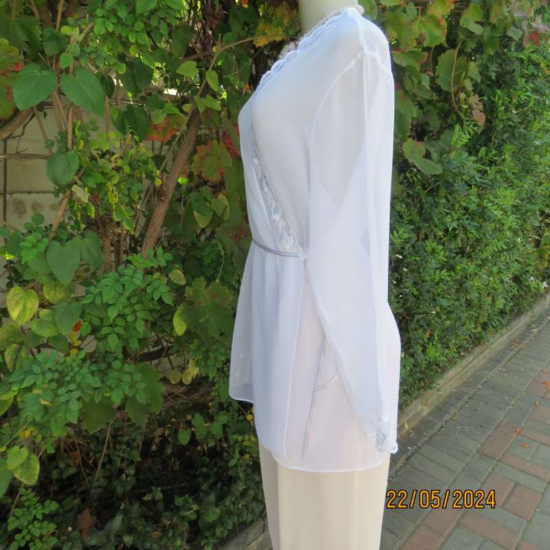 Ferminine sheer poly/nylon evening fold over jacket.Wear over your sexy nighty By FOSHINI size 36/38