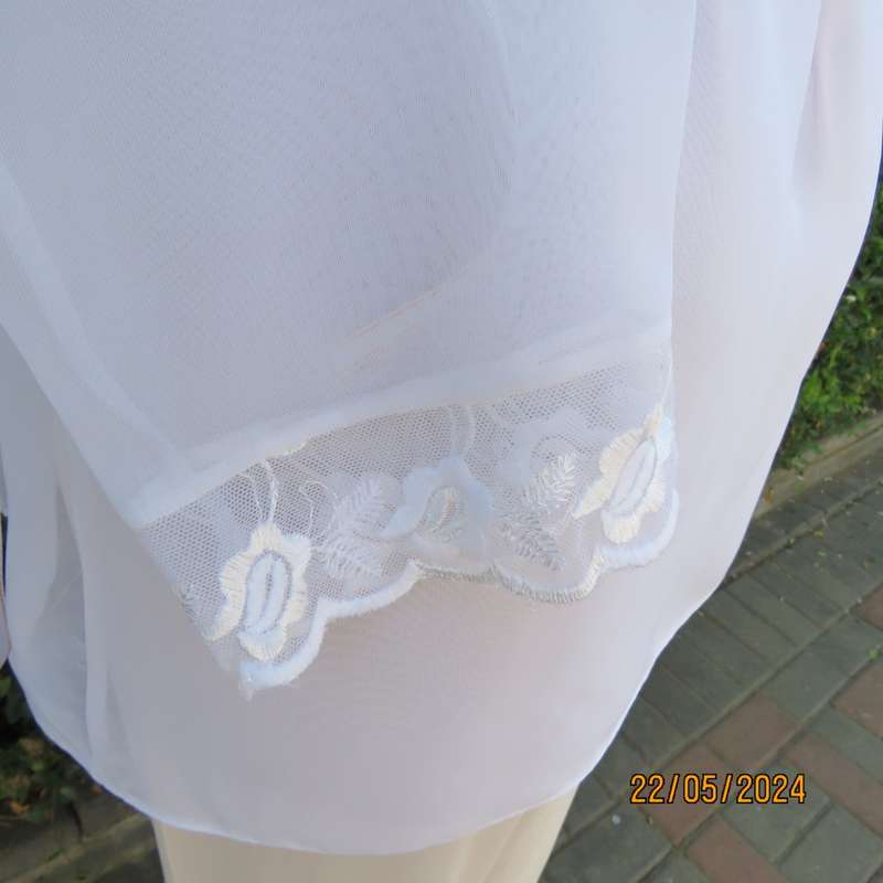 Ferminine sheer poly/nylon evening fold over jacket.Wear over your sexy nighty By FOSHINI size 36/38