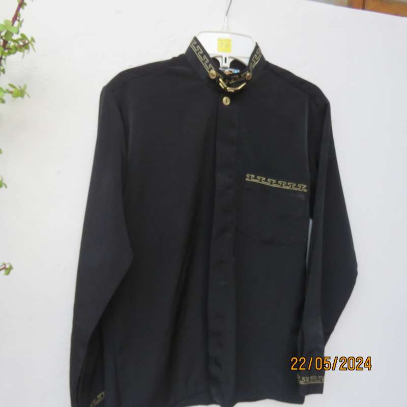 black long sleeve shirt by TOP MAN size 8/9 years.