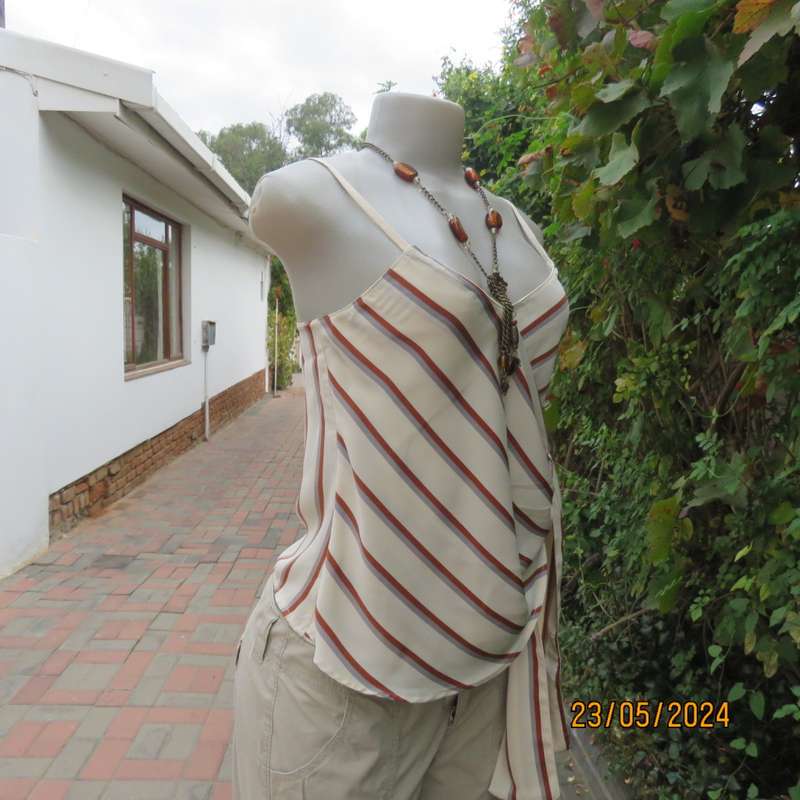 Sweet rich cream top with rust/grey stripes. Shoestring straps. Size 30 by REFINERY.Fold over.As new