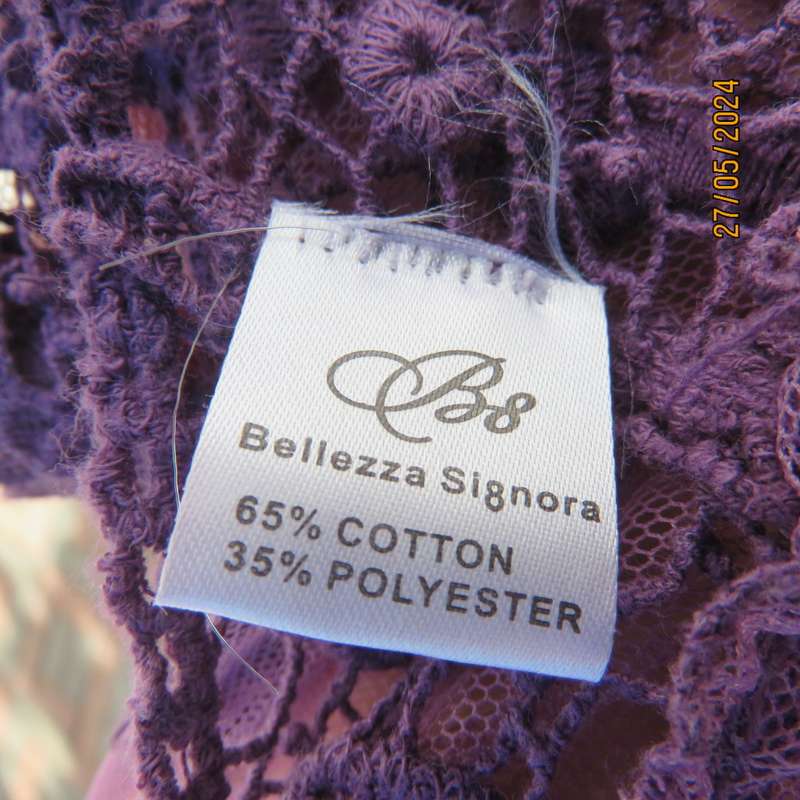 Versatile purple polycotton decorative lace top. By BELLEZZA SIGNORA size 36 best fit. As new.