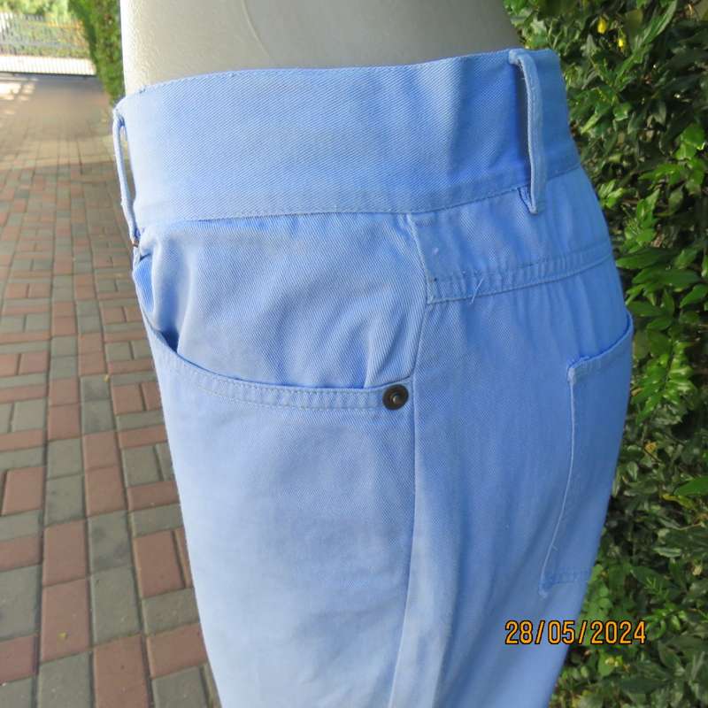 Casual sky blue 100% cotton ankle length pants size 38 by NETWORK. Pockets. Very good con