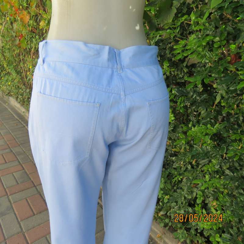 Casual sky blue 100% cotton ankle length pants size 38 by NETWORK. Pockets. Very good con