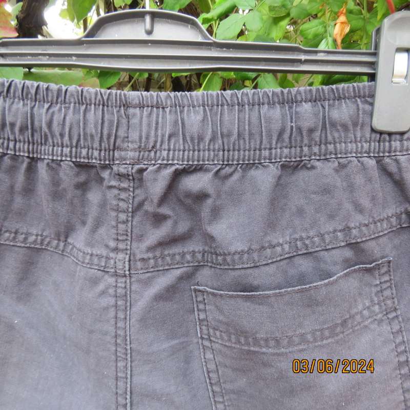 COTTON ON men`s black cotton short with wash-out look. Drawstring/elastic waist. Size Small - 30.