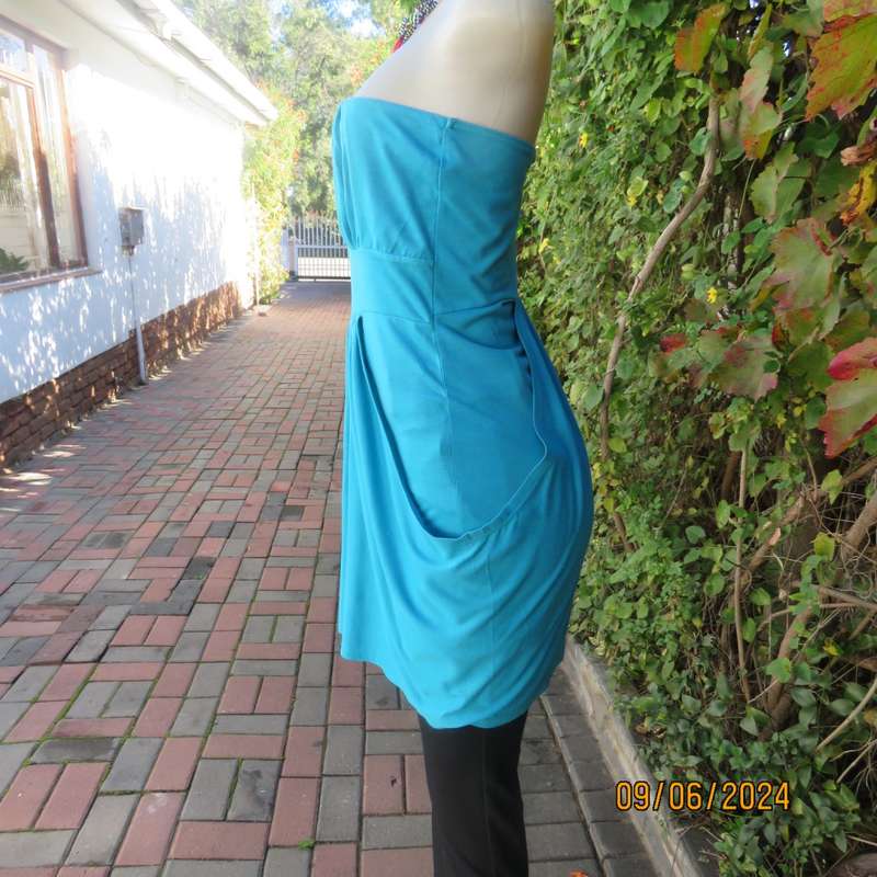 Sweet strapless unique mini dress/top in light jade cotton. Some stretch. Strapless.Size 33 by LEGIT