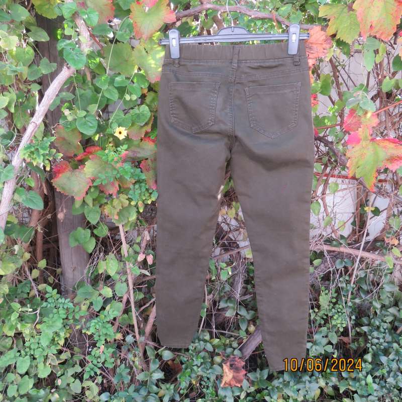Juniper green jeggings in polycotton stretch by EXACT size 32. Back pockets. As new.
