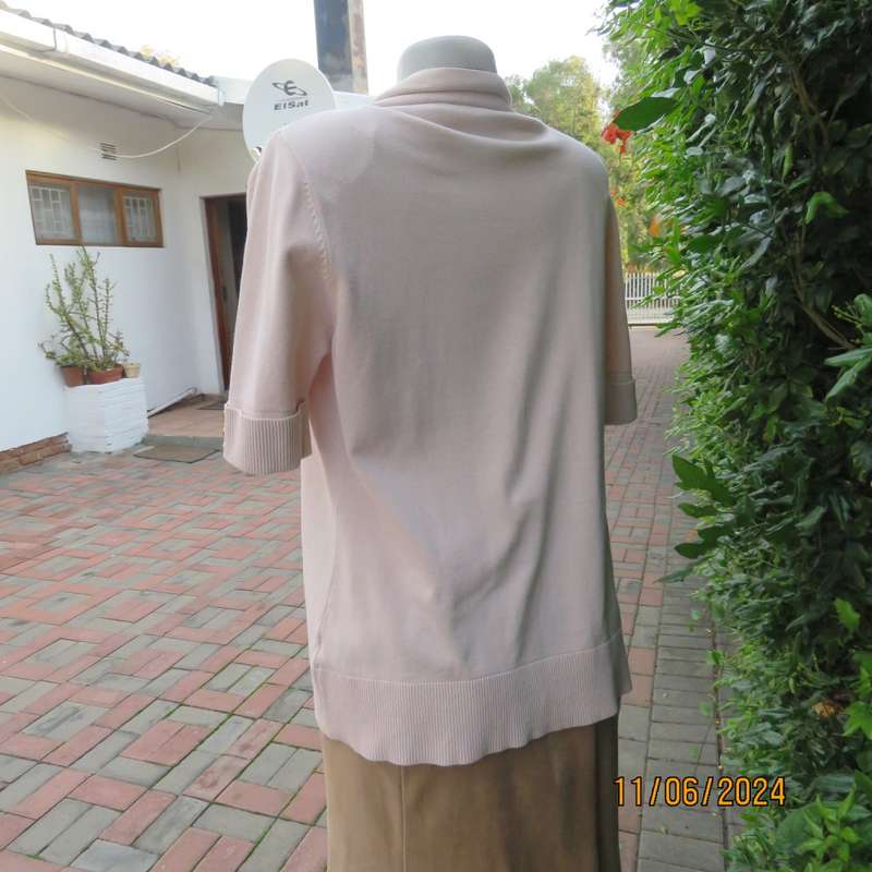 Timeless cotton knit rich cream short cuffed sleeve open front top/jacket. Size 36. As new