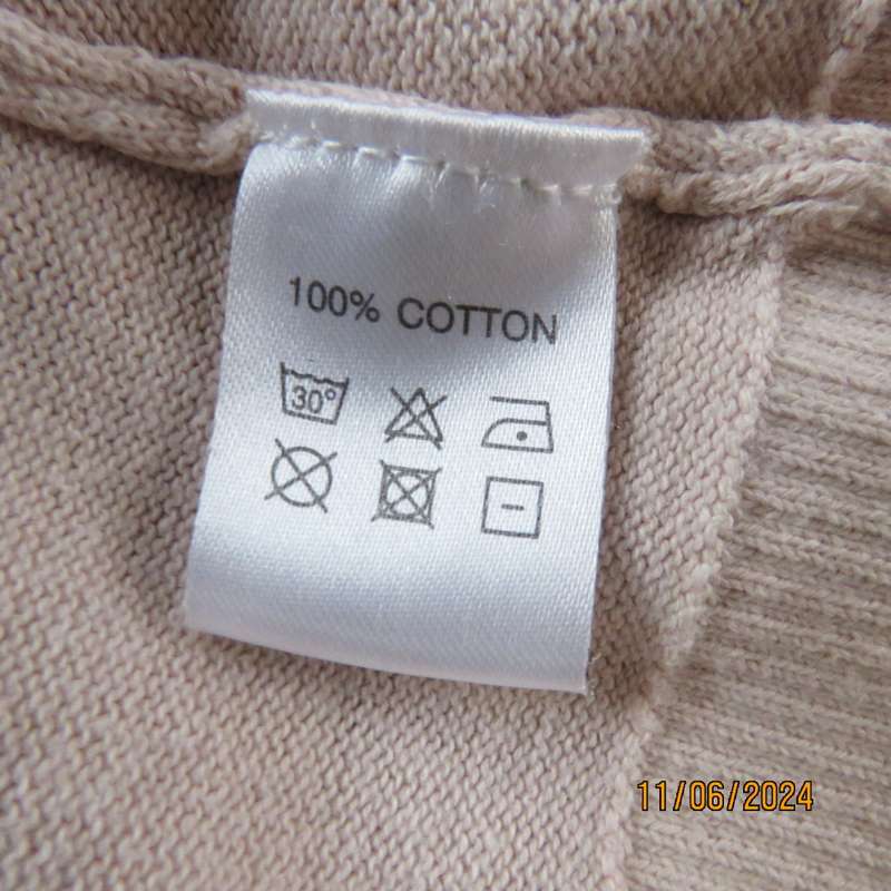 Timeless cotton knit rich cream short cuffed sleeve open front top/jacket. Size 36. As new