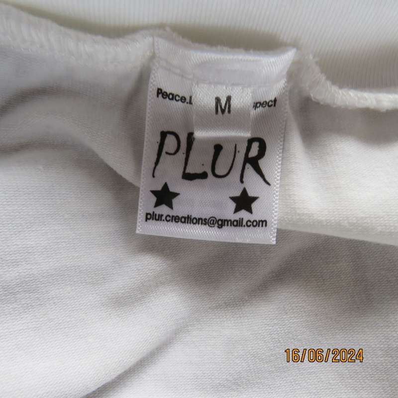 White stretch cotton long raglan sleeve top/scooped neckline/off the shoulder.By PLUR size 36.